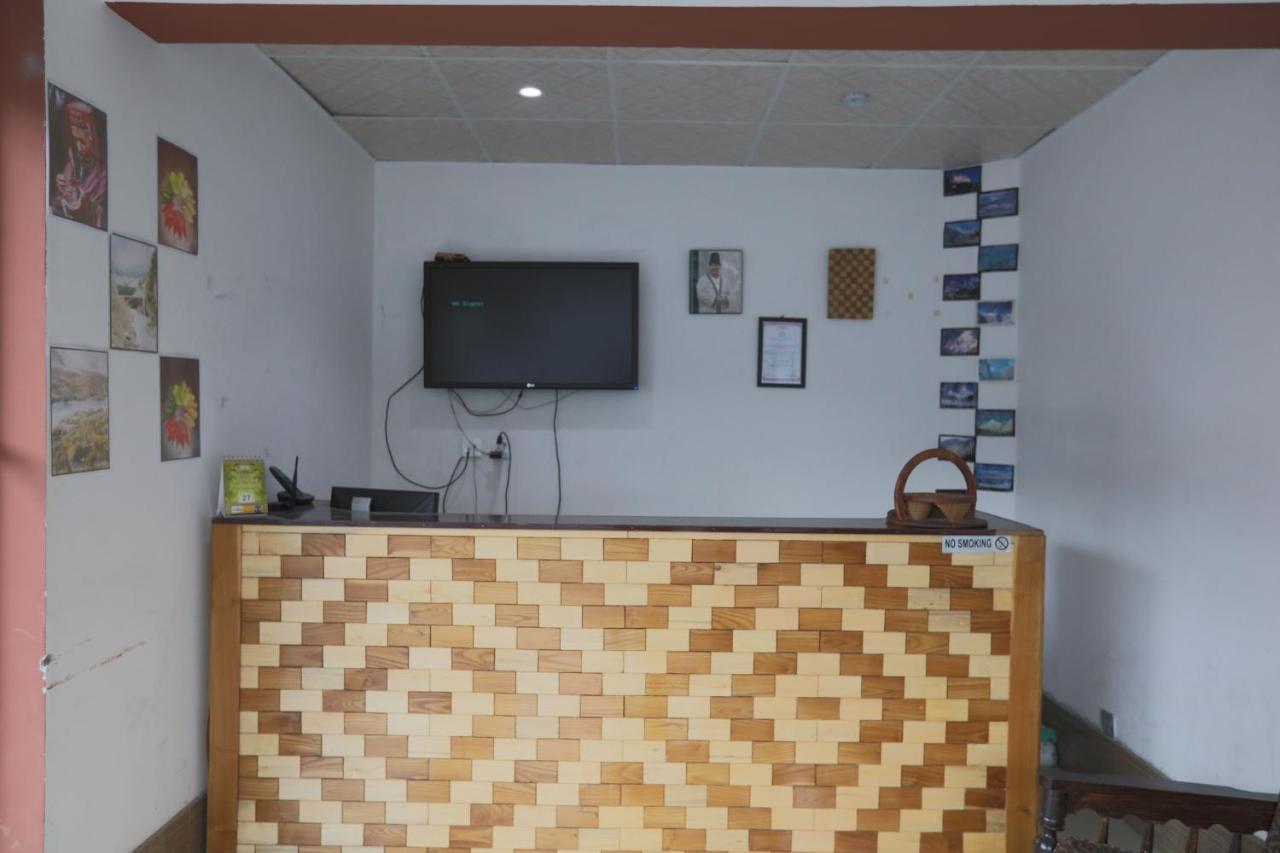 Hunza City Hotel Karimabad  Esterno foto